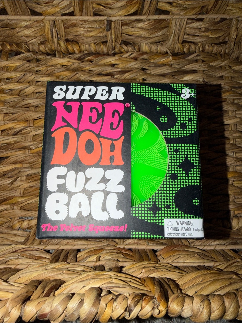 NeeDoh Super Fuzz Ball - Green